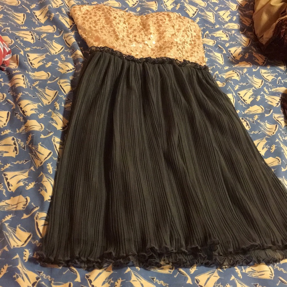 sequenced strapless dress